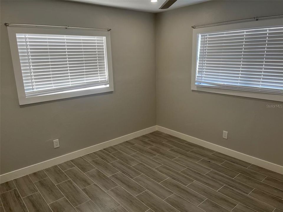 В аренду: $1,850 (1 спален, 1 ванн, 450 Квадратных фут)