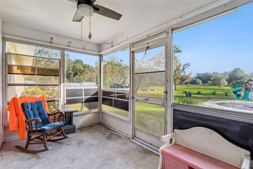 En Venta: $679,987 (4 camas, 3 baños, 1768 Pies cuadrados)