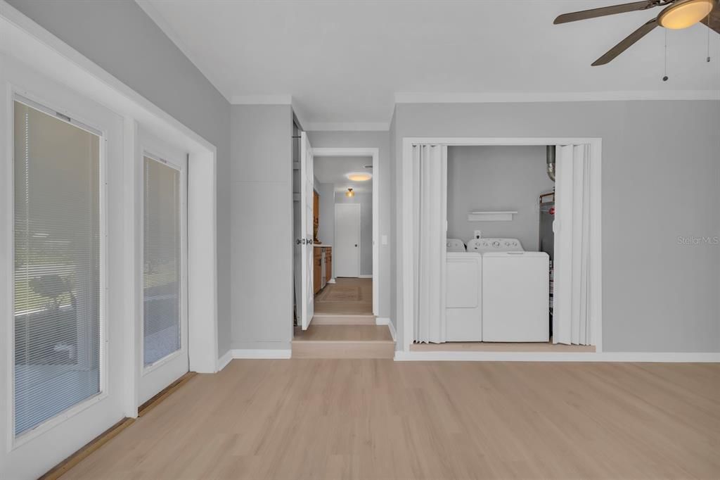 待售: $344,000 (4 贝兹, 2 浴室, 1816 平方英尺)