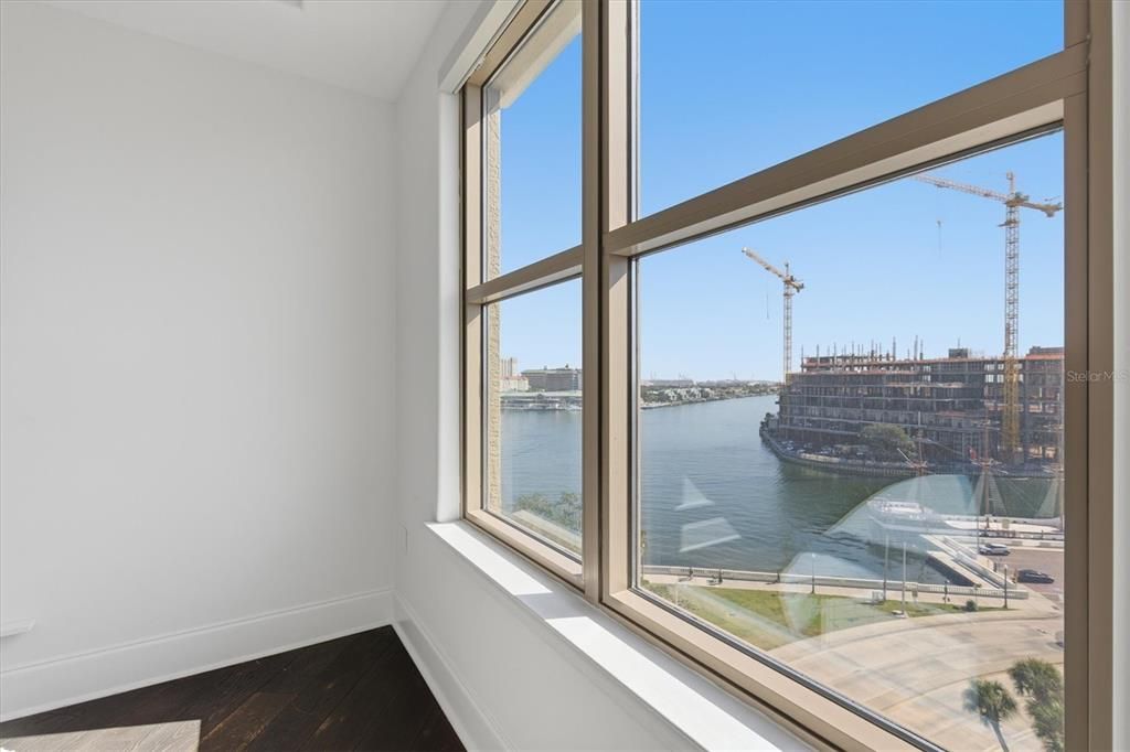 出租: $7,750 (2 贝兹, 2 浴室, 1907 平方英尺)