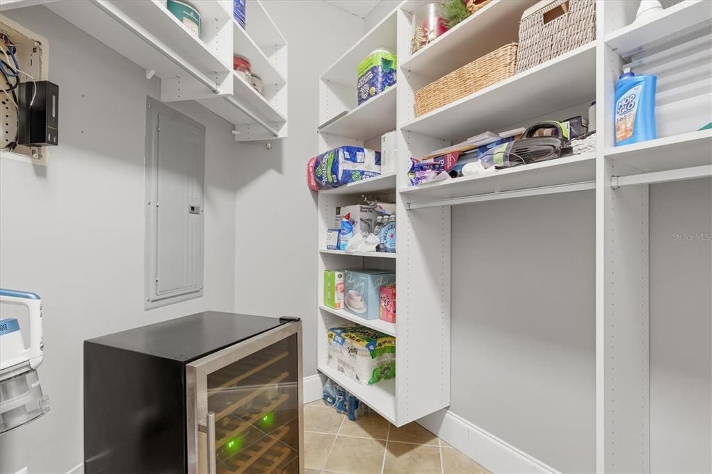 出租: $7,750 (2 贝兹, 2 浴室, 1907 平方英尺)