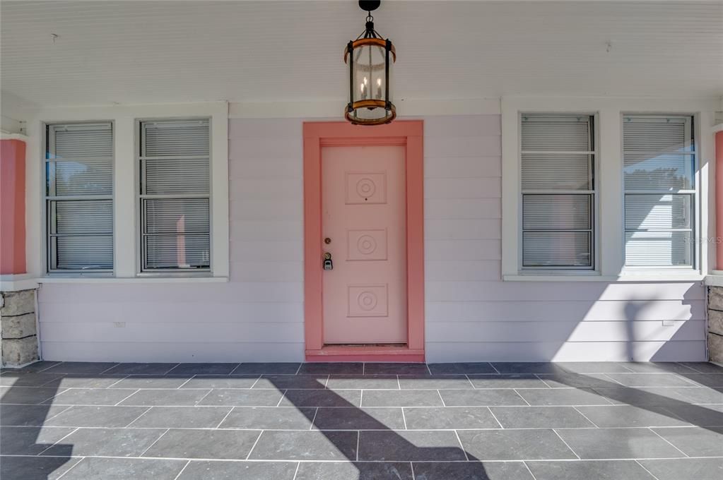 For Rent: $1,795 (3 beds, 1 baths, 1382 Square Feet)