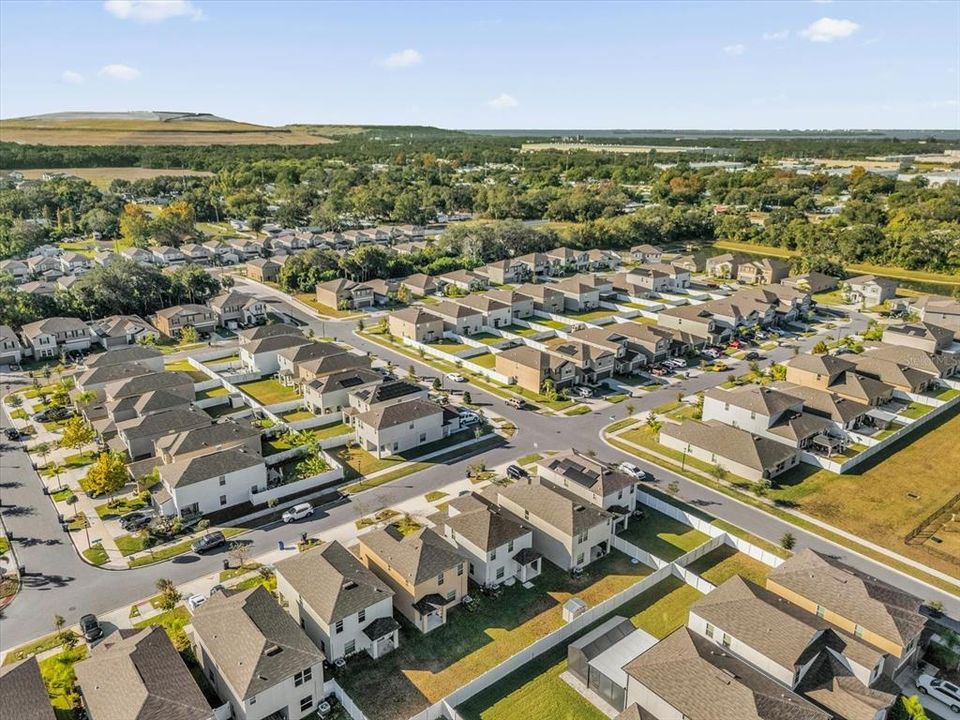 For Sale: $349,999 (3 beds, 2 baths, 1528 Square Feet)