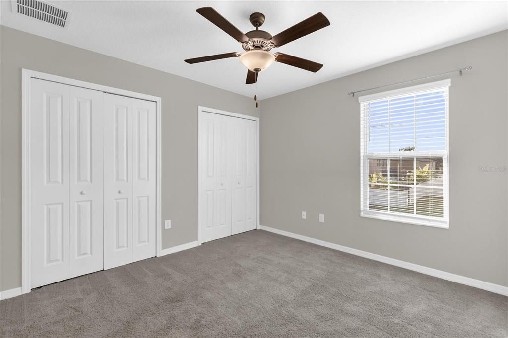 For Sale: $349,999 (3 beds, 2 baths, 1528 Square Feet)