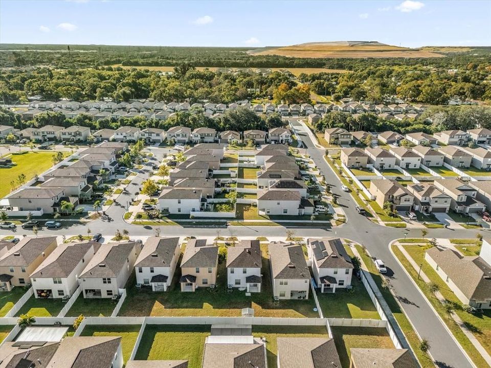 For Sale: $349,999 (3 beds, 2 baths, 1528 Square Feet)