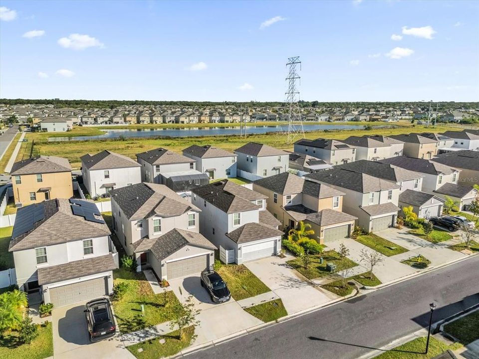 For Sale: $349,999 (3 beds, 2 baths, 1528 Square Feet)