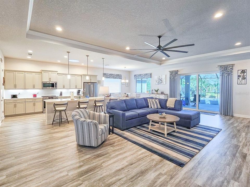 待售: $779,000 (4 贝兹, 2 浴室, 2493 平方英尺)