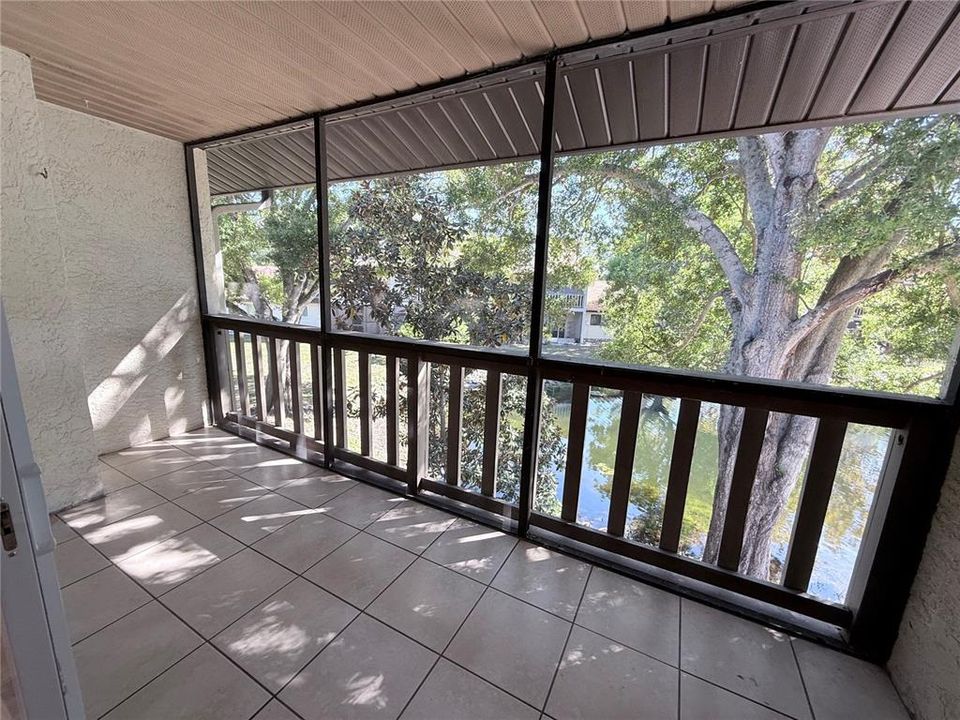 Activo con contrato: $349,900 (3 camas, 2 baños, 1431 Pies cuadrados)