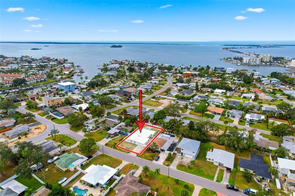 待售: $624,000 (4 贝兹, 2 浴室, 2040 平方英尺)