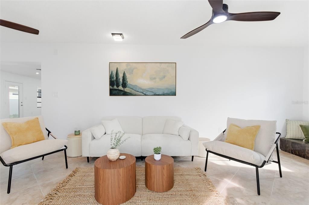 待售: $624,000 (4 贝兹, 2 浴室, 2040 平方英尺)