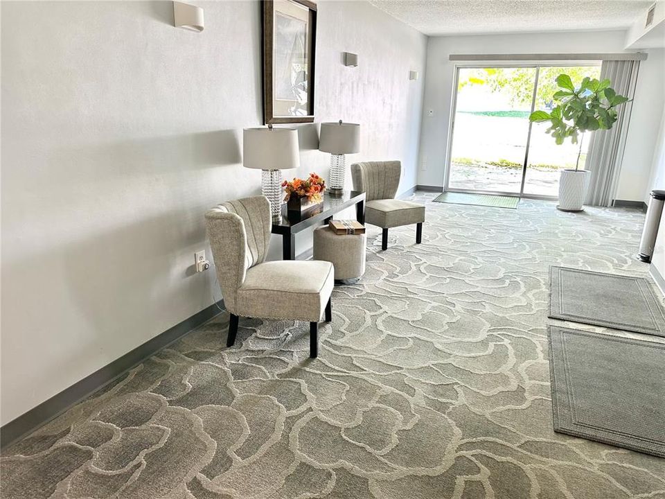 For Sale: $195,000 (2 beds, 2 baths, 900 Square Feet)