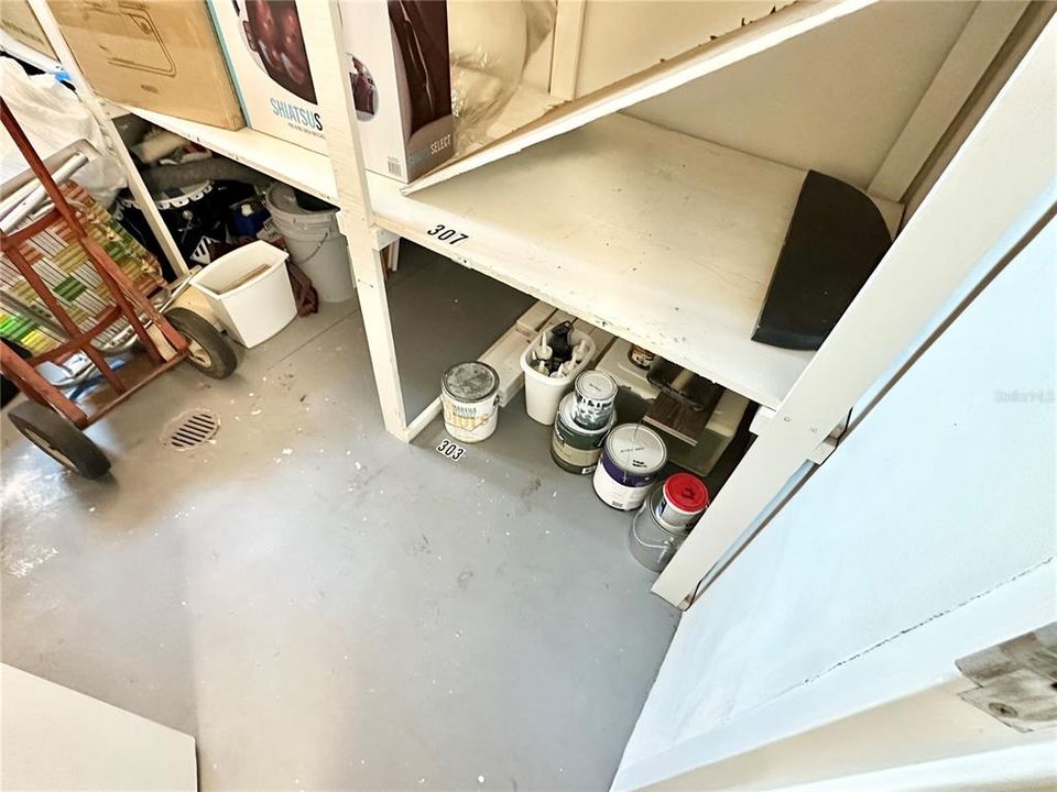 For Sale: $195,000 (2 beds, 2 baths, 900 Square Feet)