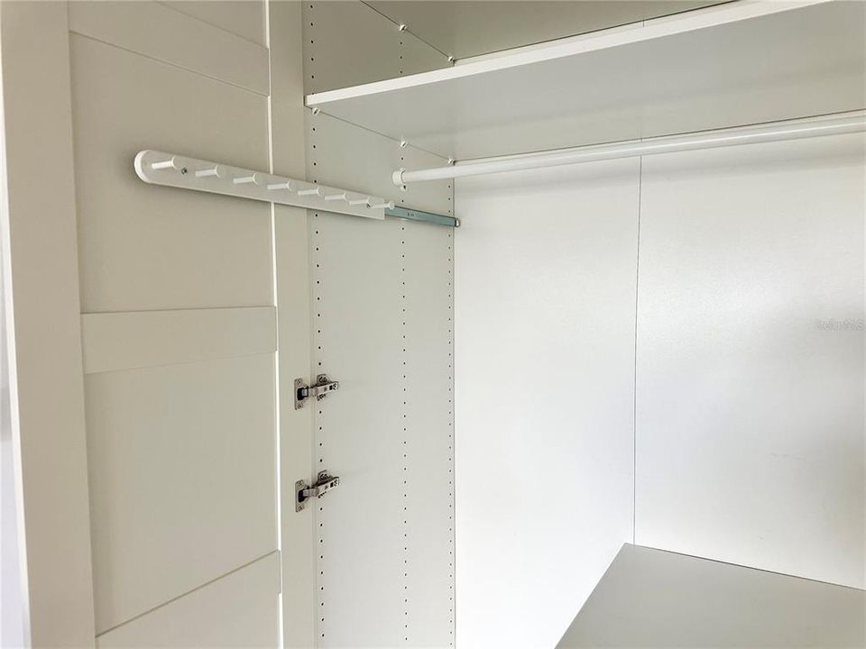 For Sale: $195,000 (2 beds, 2 baths, 900 Square Feet)