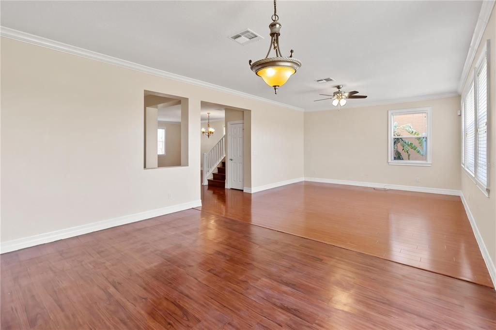 На продажу: $849,000 (5 спален, 3 ванн, 3566 Квадратных фут)