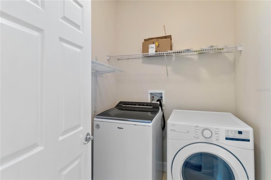 На продажу: $849,000 (5 спален, 3 ванн, 3566 Квадратных фут)