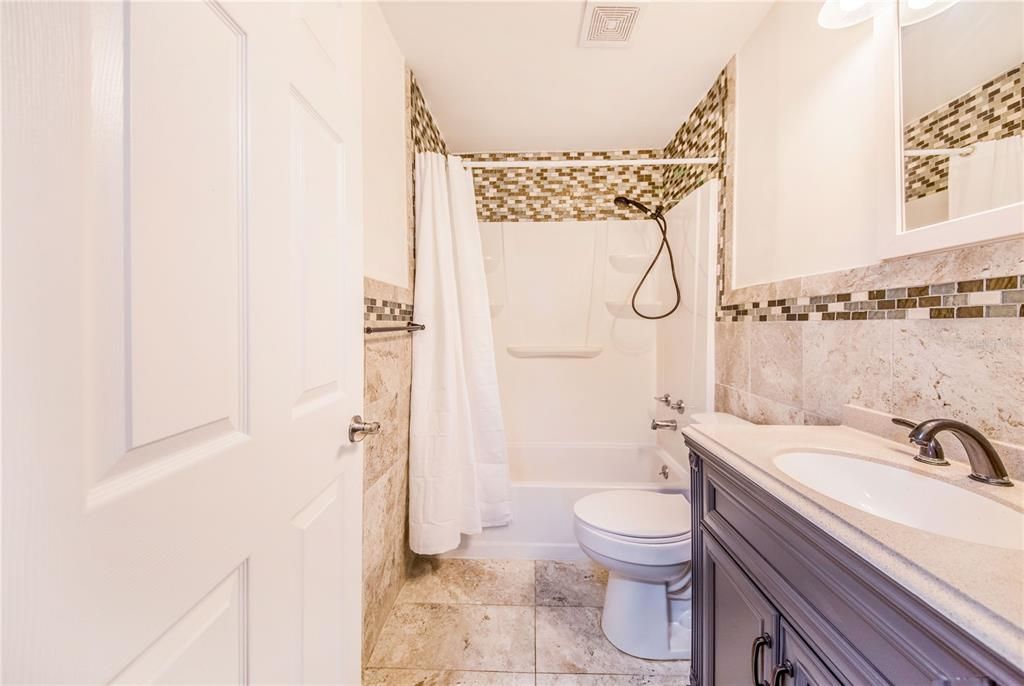 En Renta: $1,995 (3 camas, 1 baños, 1040 Pies cuadrados)