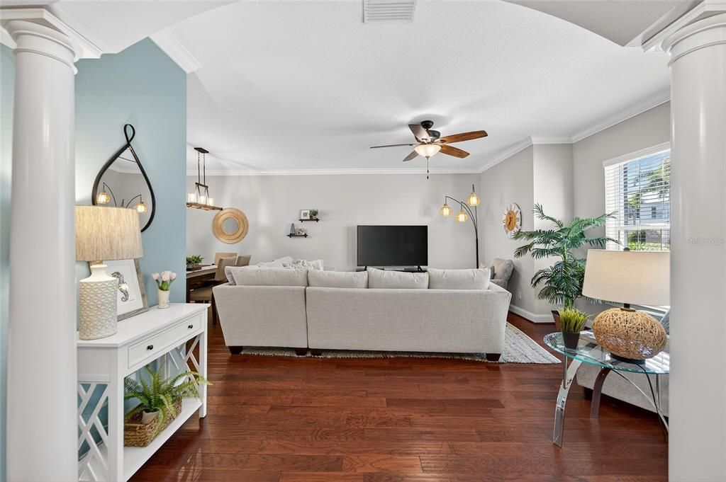 На продажу: $389,000 (3 спален, 2 ванн, 2450 Квадратных фут)