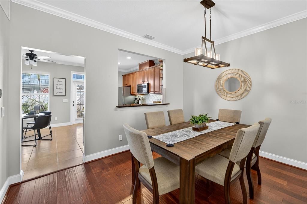 На продажу: $389,000 (3 спален, 2 ванн, 2450 Квадратных фут)