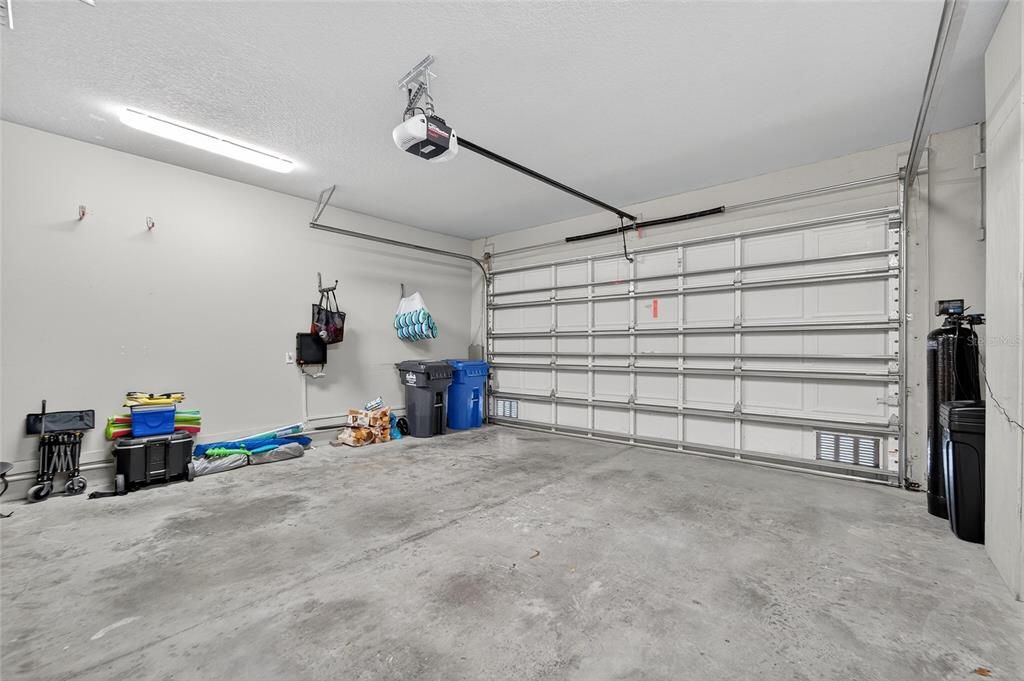 На продажу: $389,000 (3 спален, 2 ванн, 2450 Квадратных фут)