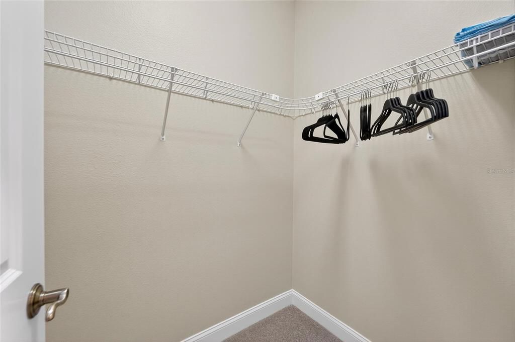 На продажу: $389,000 (3 спален, 2 ванн, 2450 Квадратных фут)