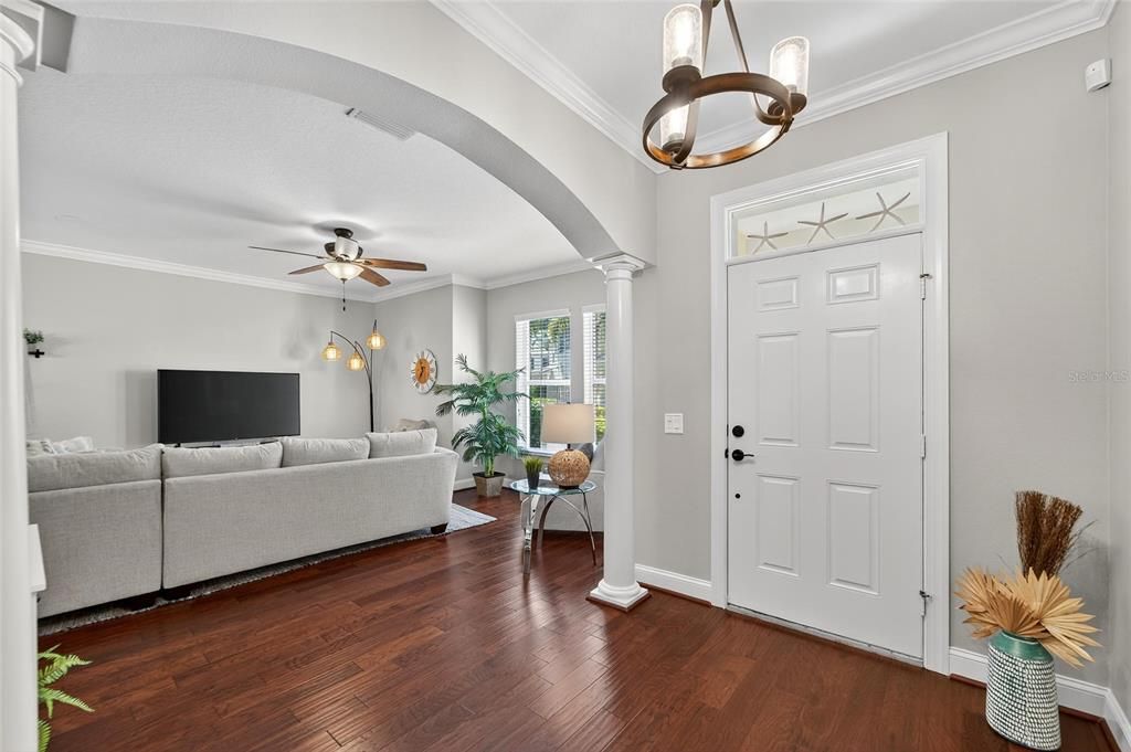 На продажу: $389,000 (3 спален, 2 ванн, 2450 Квадратных фут)