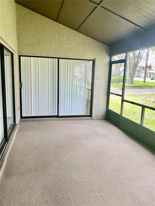 For Sale: $319,000 (3 beds, 2 baths, 1541 Square Feet)