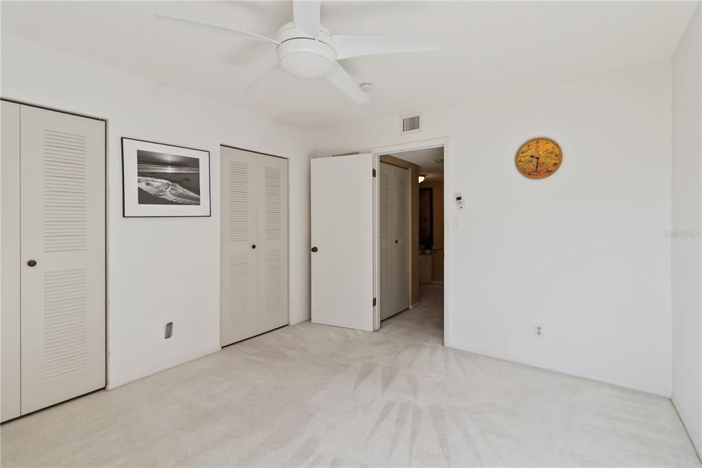 En Venta: $189,000 (2 camas, 2 baños, 1216 Pies cuadrados)