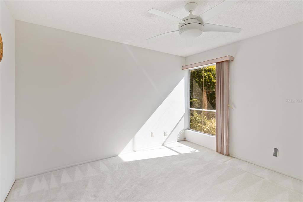 En Venta: $189,000 (2 camas, 2 baños, 1216 Pies cuadrados)