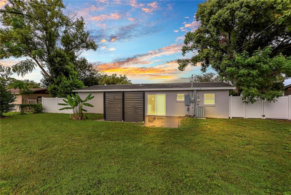 На продажу: $345,000 (3 спален, 2 ванн, 1225 Квадратных фут)