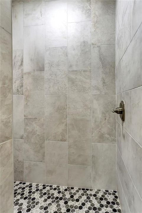 На продажу: $345,000 (3 спален, 2 ванн, 1225 Квадратных фут)