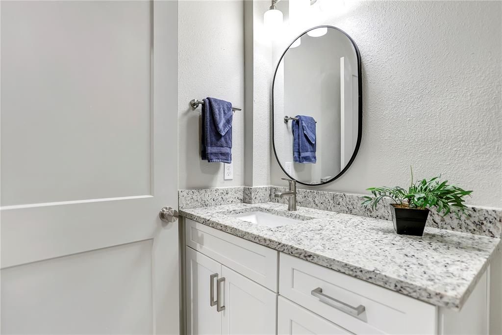 На продажу: $345,000 (3 спален, 2 ванн, 1225 Квадратных фут)