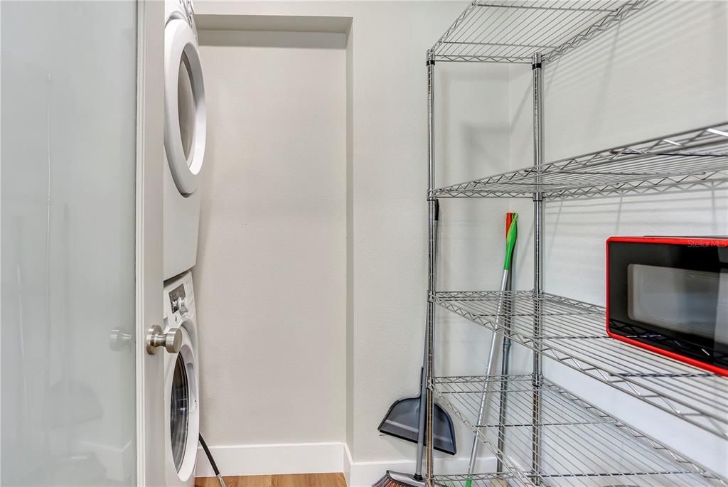 На продажу: $345,000 (3 спален, 2 ванн, 1225 Квадратных фут)