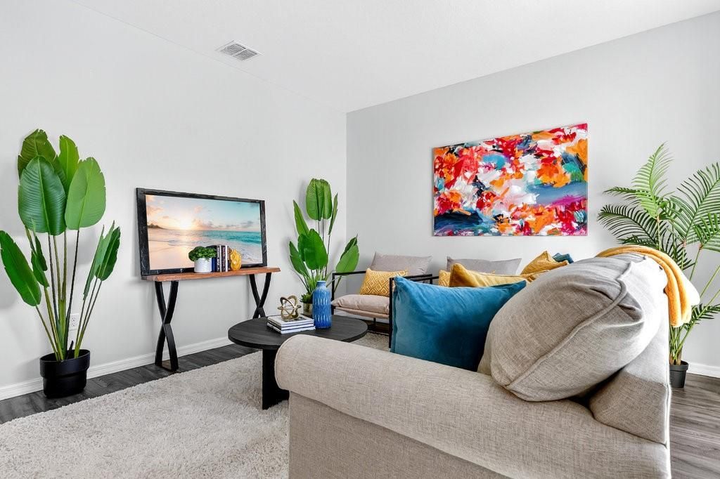 待售: $299,000 (3 贝兹, 2 浴室, 1607 平方英尺)