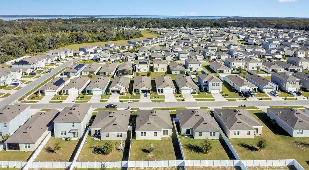 待售: $299,000 (3 贝兹, 2 浴室, 1607 平方英尺)