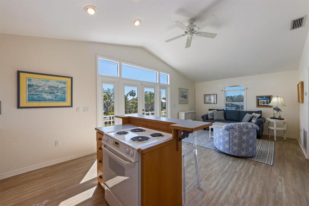 待售: $2,999,000 (5 贝兹, 3 浴室, 4969 平方英尺)