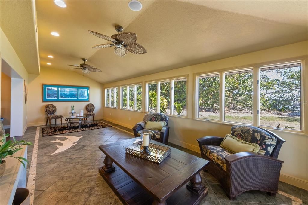 待售: $2,999,000 (5 贝兹, 3 浴室, 4969 平方英尺)