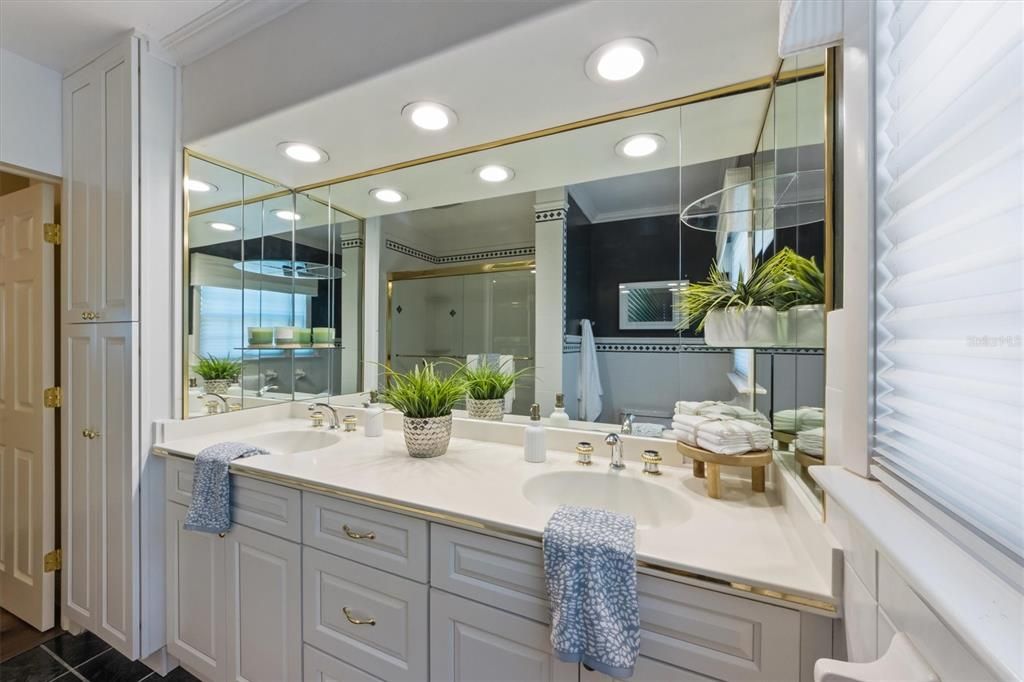 待售: $2,999,000 (5 贝兹, 3 浴室, 4969 平方英尺)