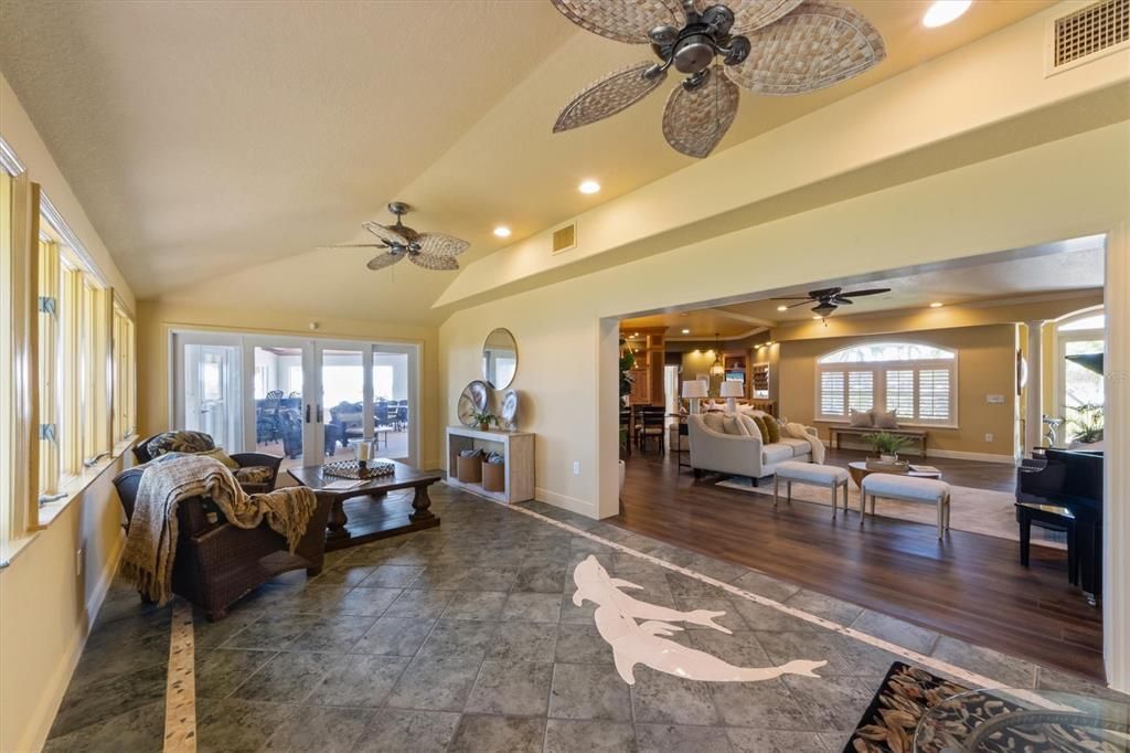 待售: $2,999,000 (5 贝兹, 3 浴室, 4969 平方英尺)