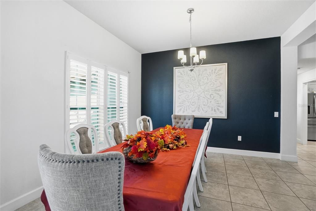 На продажу: $574,900 (4 спален, 3 ванн, 2555 Квадратных фут)