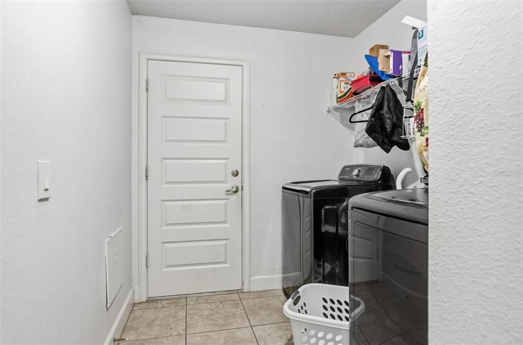 На продажу: $574,900 (4 спален, 3 ванн, 2555 Квадратных фут)