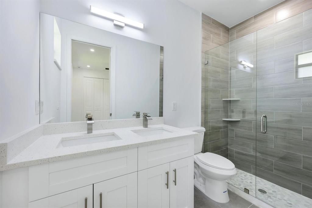 For Sale: $499,000 (4 beds, 4 baths, 1569 Square Feet)