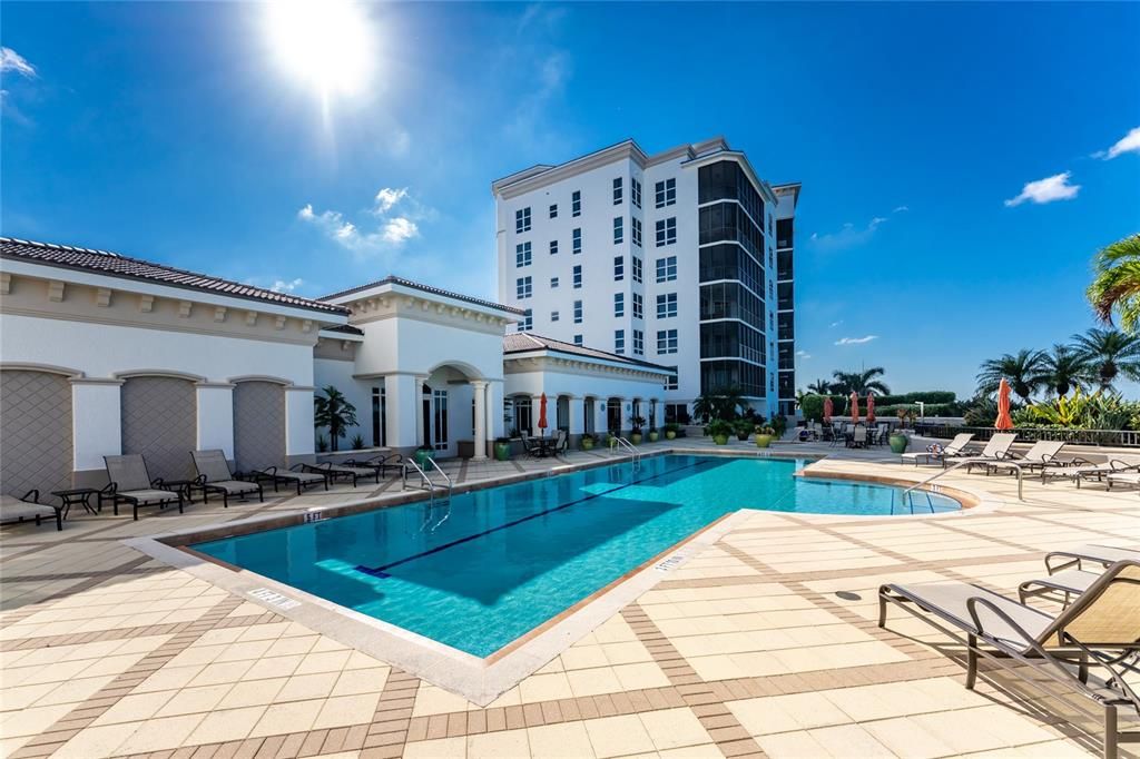 For Sale: $775,000 (3 beds, 3 baths, 2351 Square Feet)