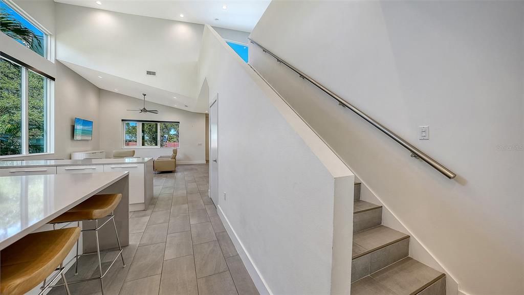 На продажу: $1,395,000 (3 спален, 2 ванн, 2332 Квадратных фут)