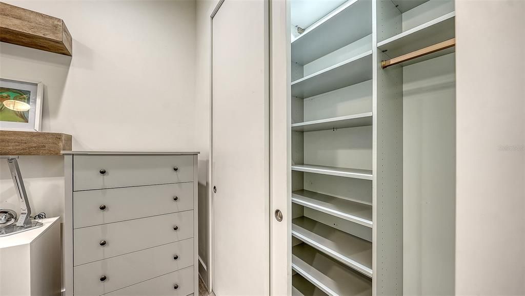 На продажу: $1,395,000 (3 спален, 2 ванн, 2332 Квадратных фут)