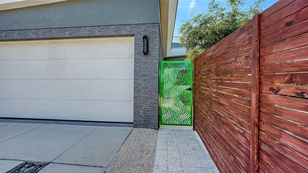 На продажу: $1,395,000 (3 спален, 2 ванн, 2332 Квадратных фут)