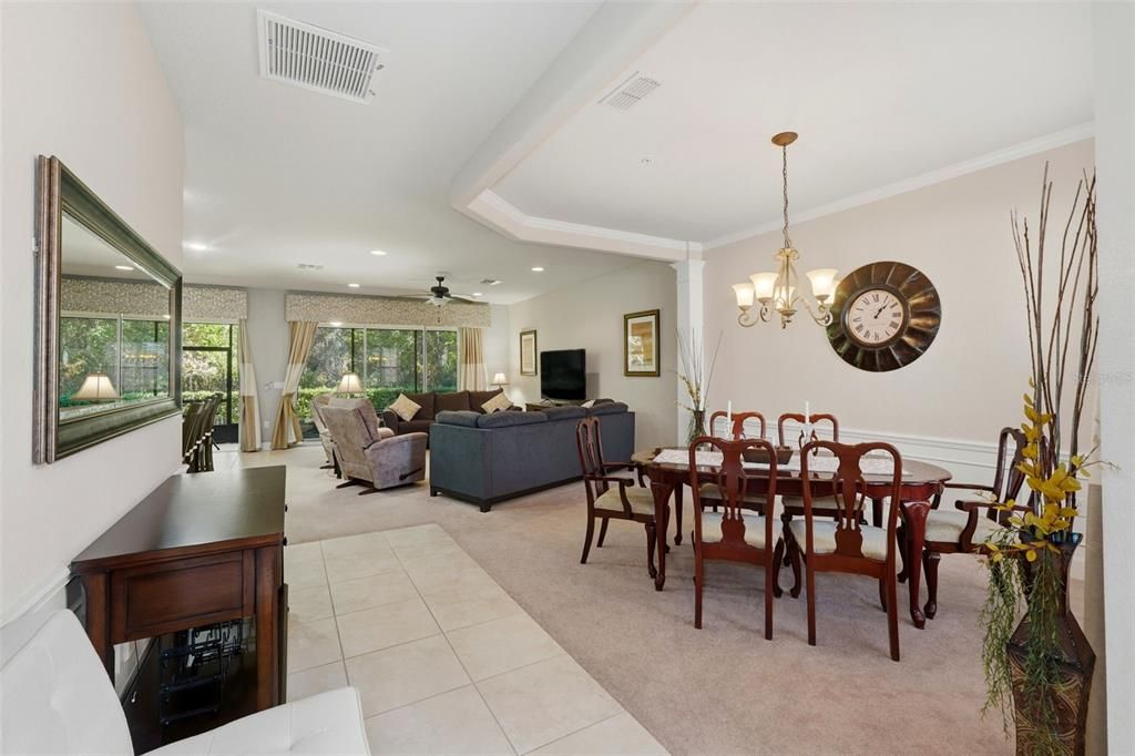 На продажу: $369,000 (3 спален, 2 ванн, 2059 Квадратных фут)