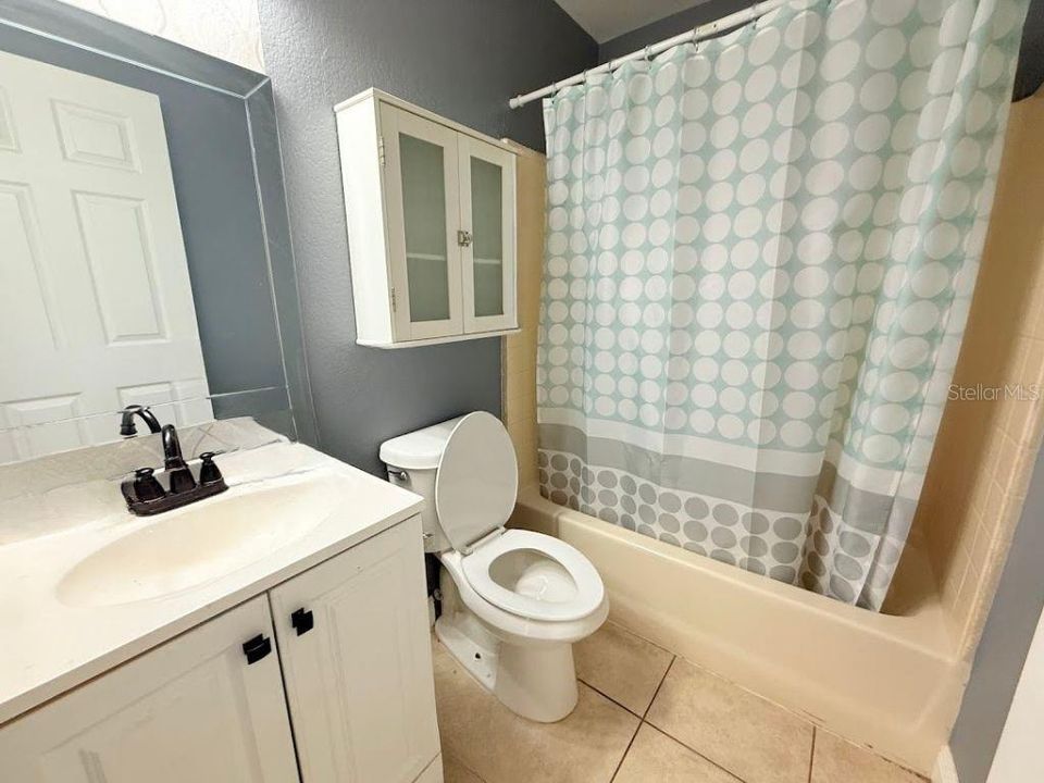 For Sale: $259,990 (3 beds, 2 baths, 1000 Square Feet)