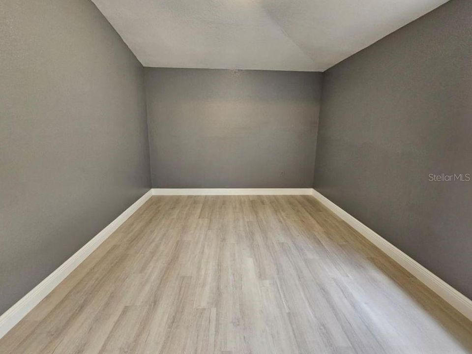 For Sale: $259,990 (3 beds, 2 baths, 1000 Square Feet)