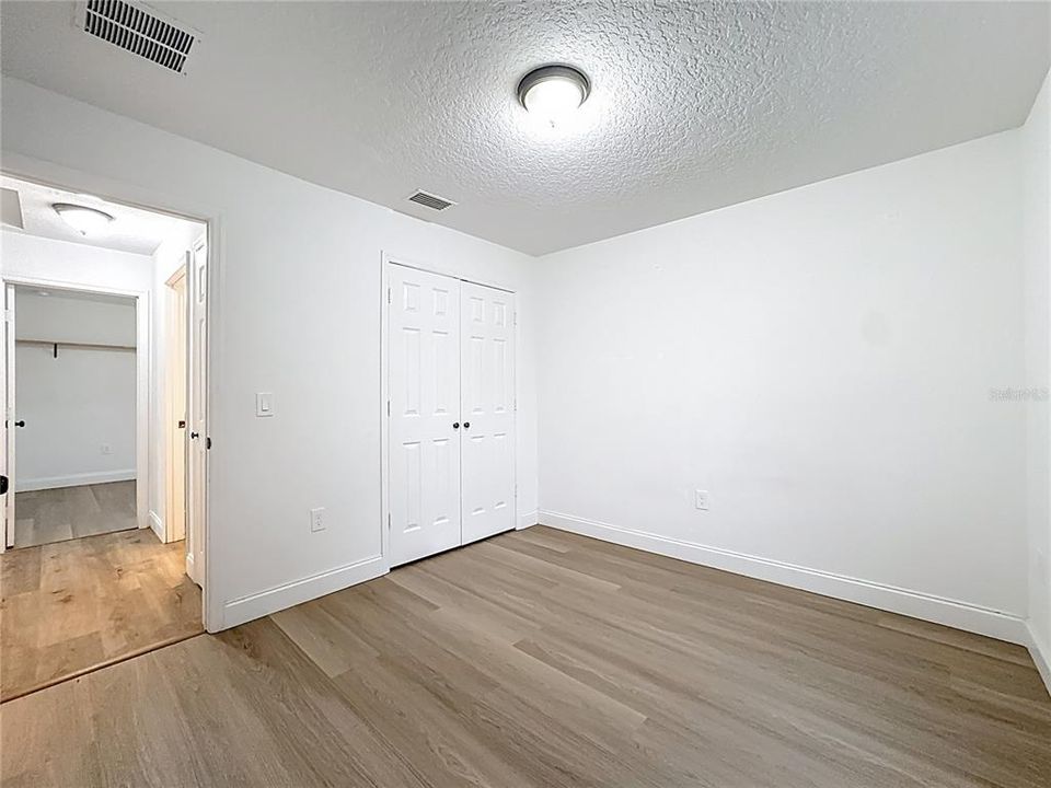 For Sale: $355,000 (4 beds, 2 baths, 1591 Square Feet)