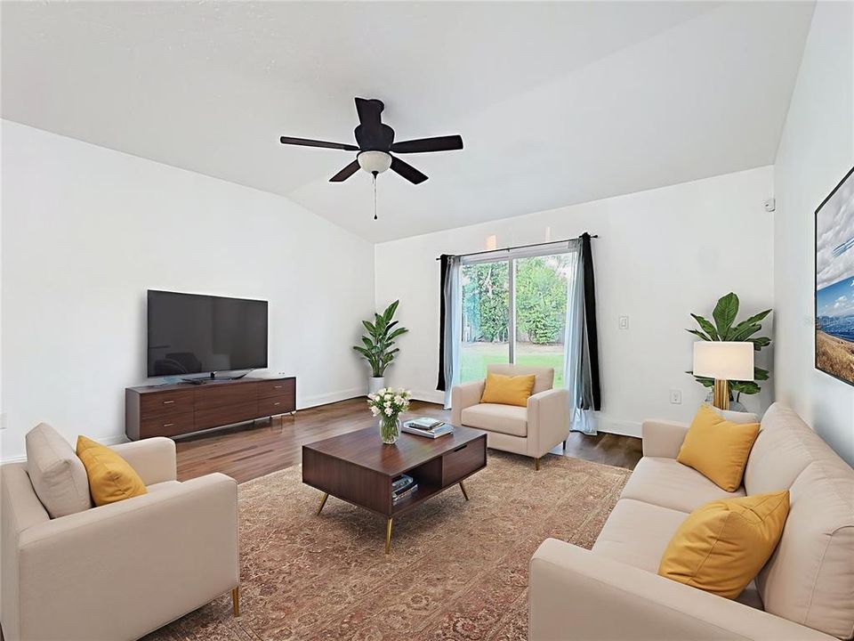 For Sale: $355,000 (4 beds, 2 baths, 1591 Square Feet)